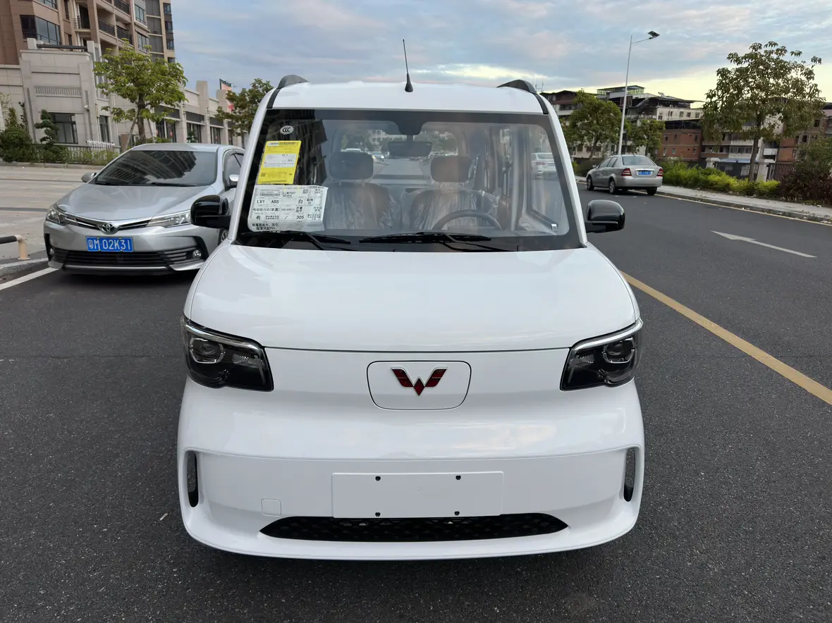 Wuling Zhiguang EV  из Китая