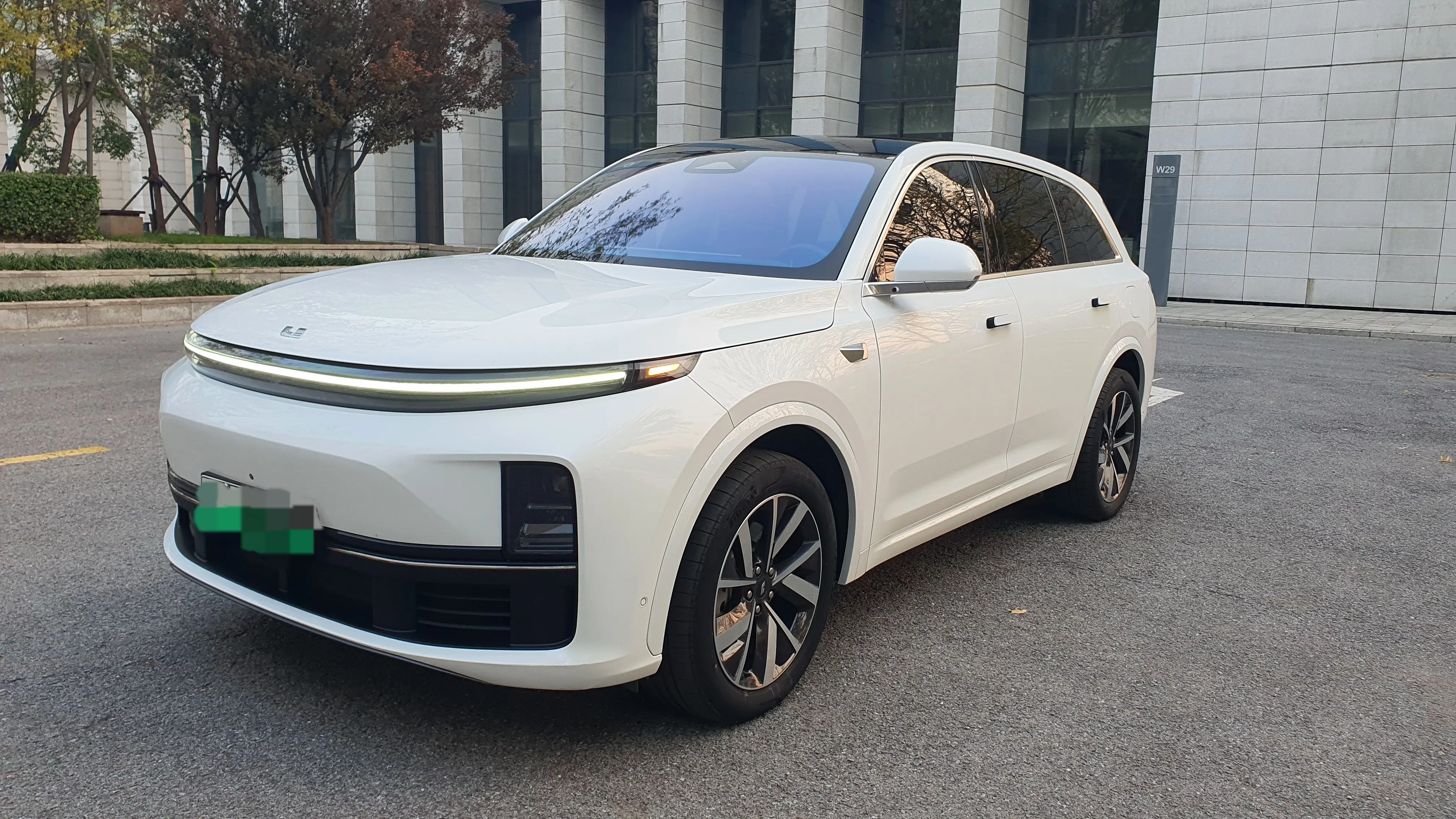 Li L7 (Ideal L7)  из Китая