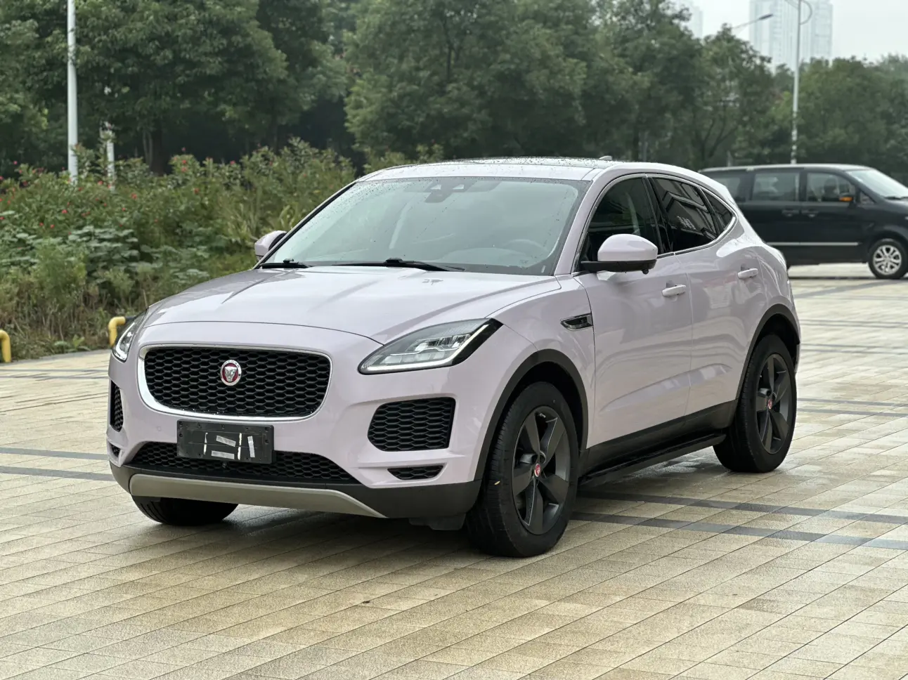 Jaguar E-PACE  из Китая