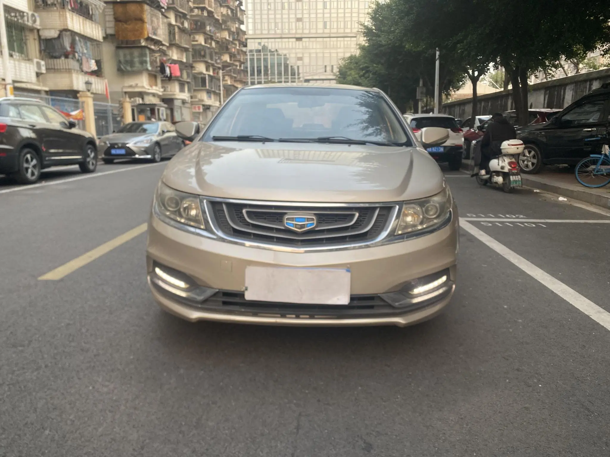 Geely Vision  из Китая