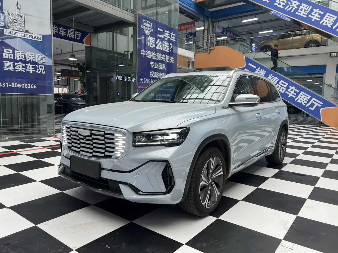 Geely Monjaro (Xingyue L)  из Китая