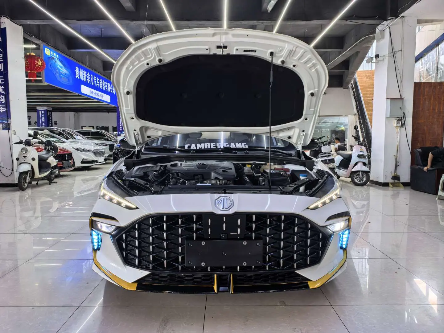 MG 6  из Китая