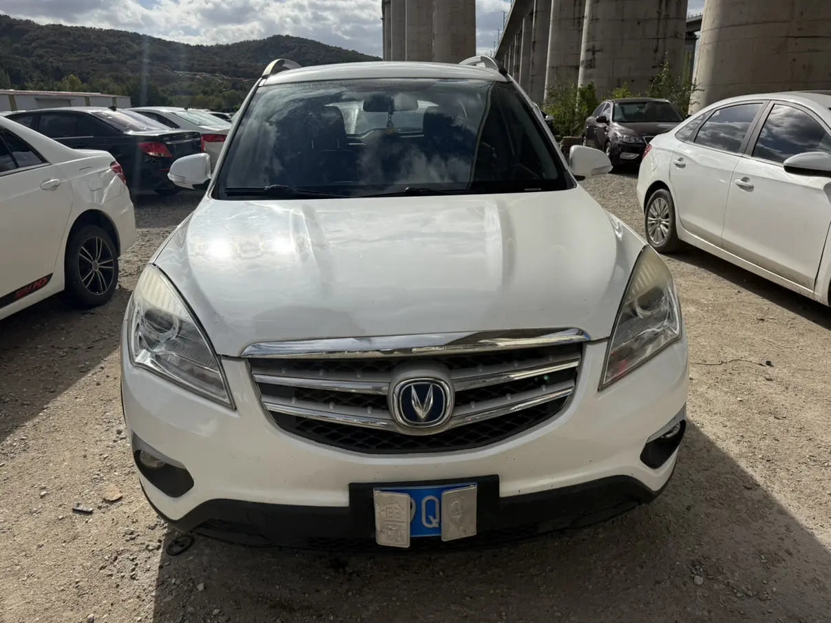 Changan CS35  из Китая