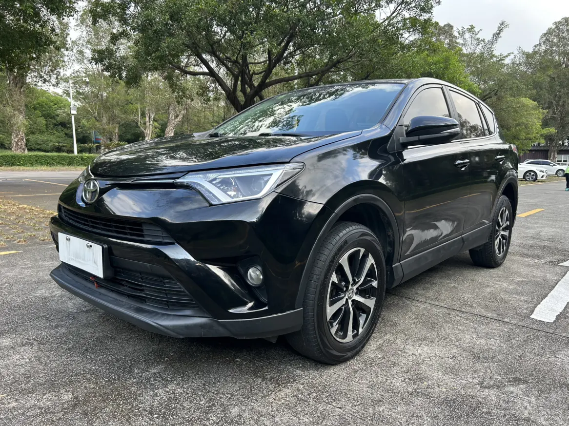 Toyota RAV4  из Китая