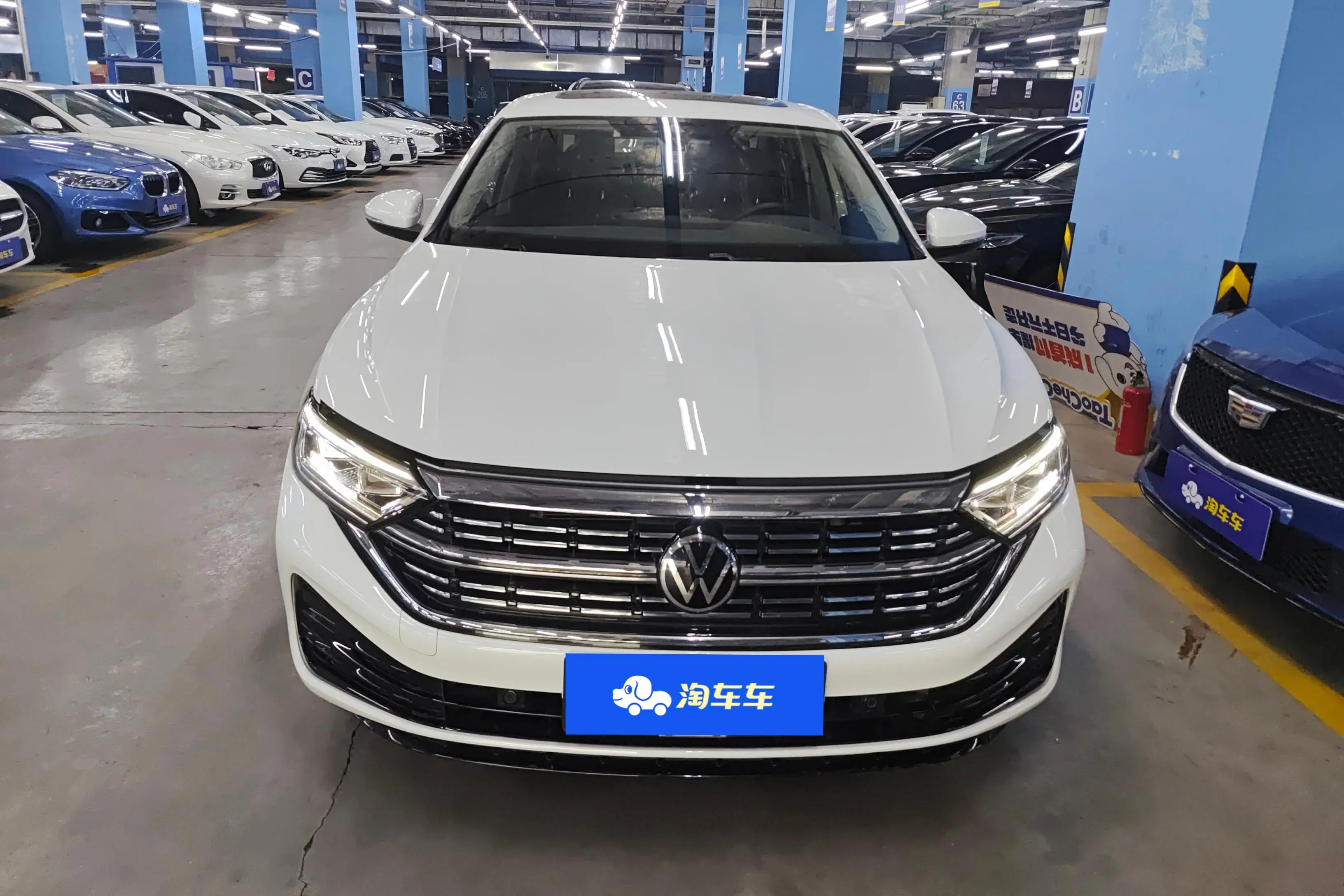 Volkswagen Sagitar  из Китая