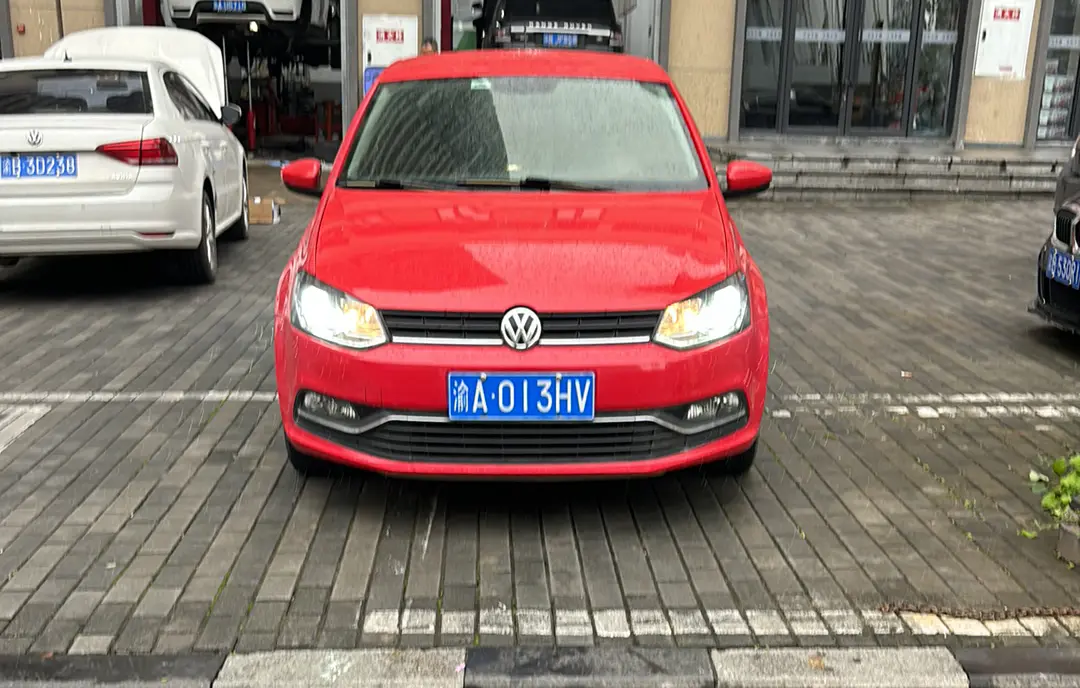Volkswagen Polo  из Китая