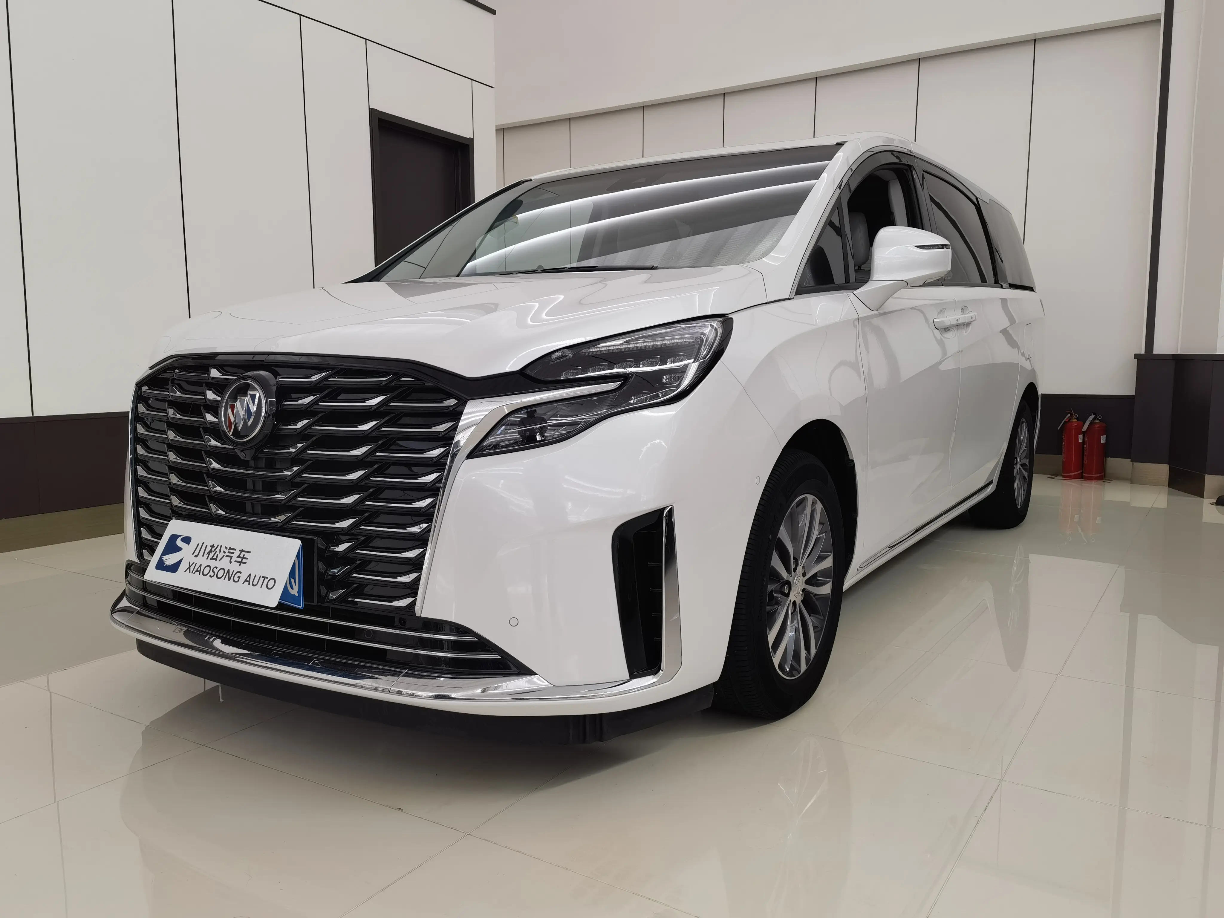 Buick GL8  из Китая