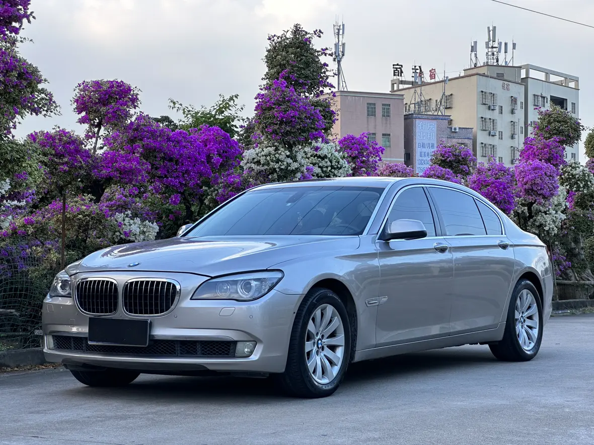 BMW 7 Series  из Китая