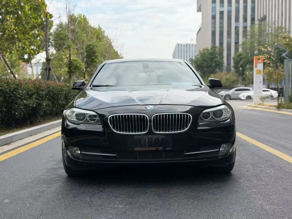 BMW 5 Series  из Китая