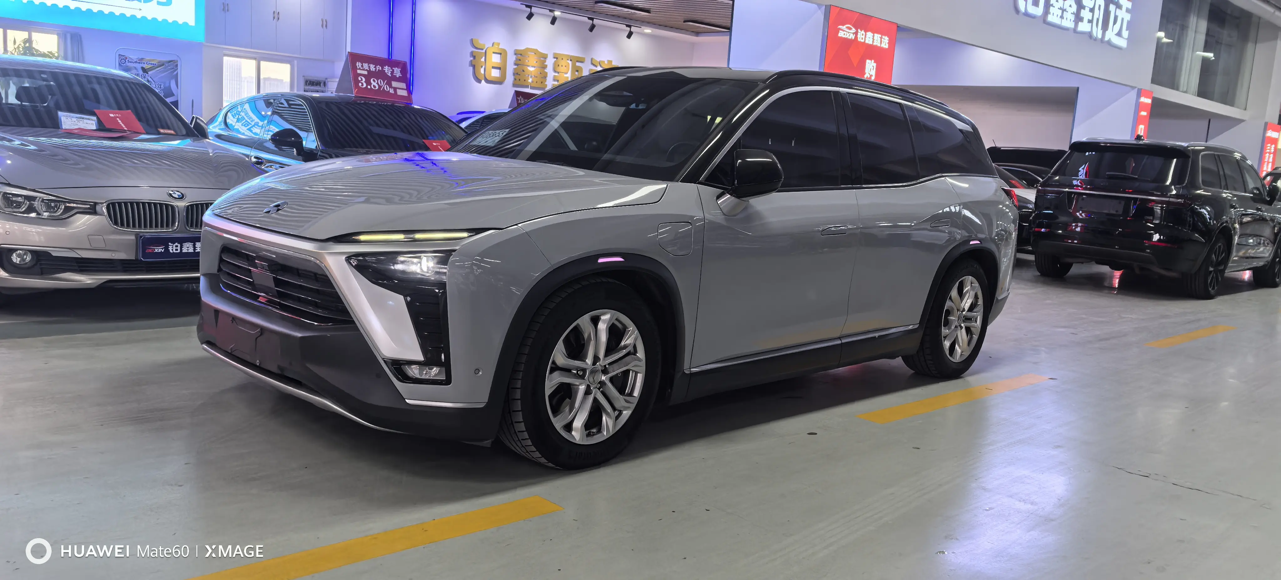 NIO ES8  из Китая