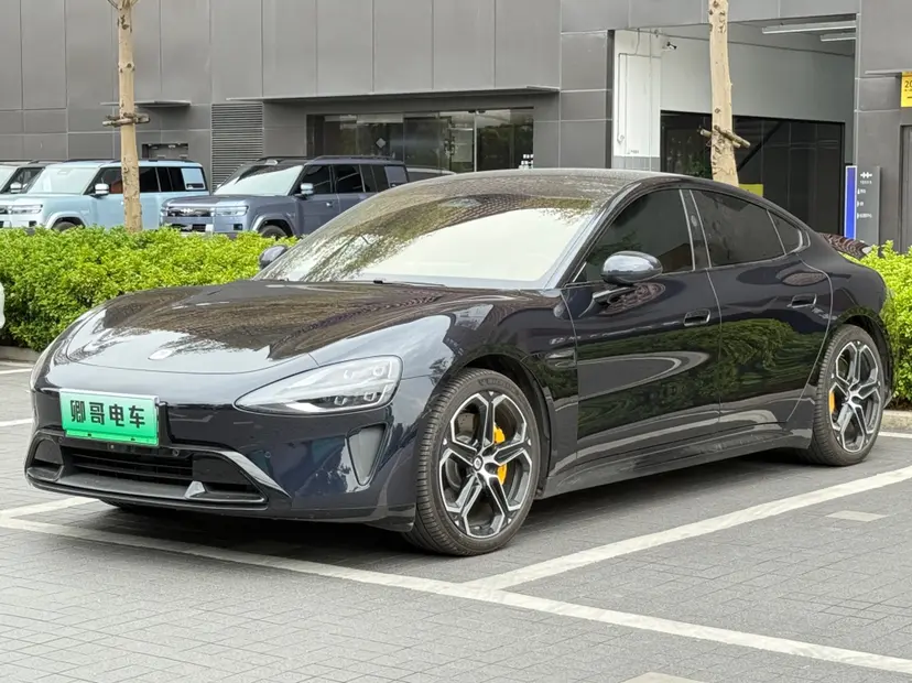 Xiaomi car Xiaomi SU7  из Китая