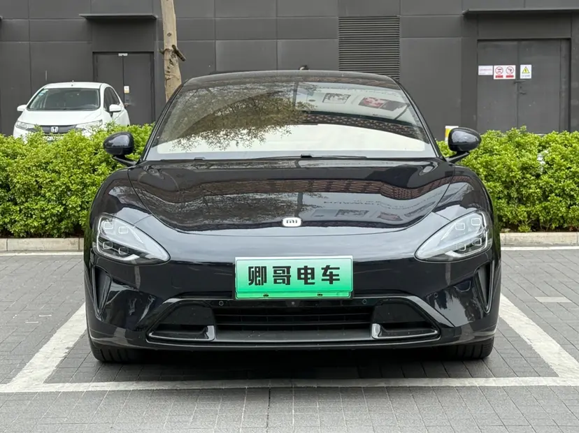 Xiaomi car Xiaomi SU7  из Китая