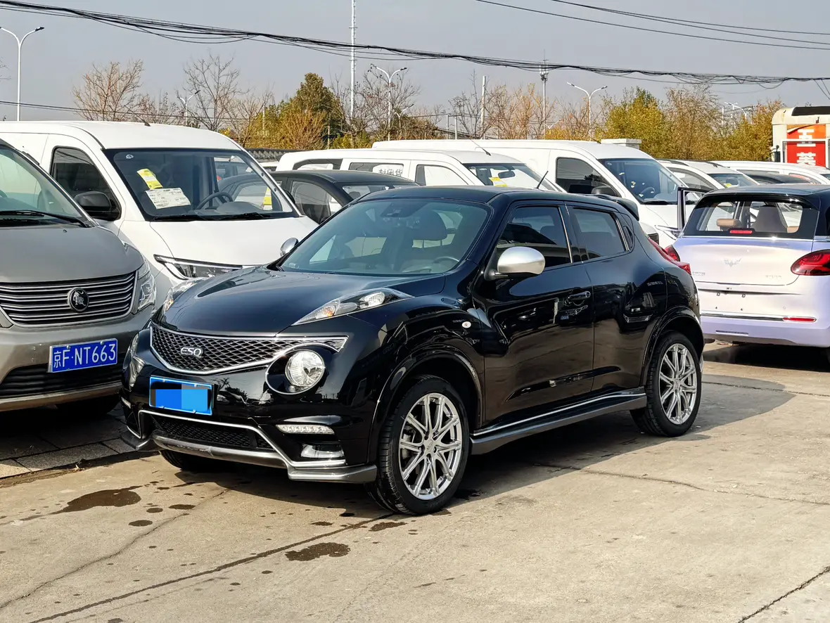 Infiniti ESQ  из Китая