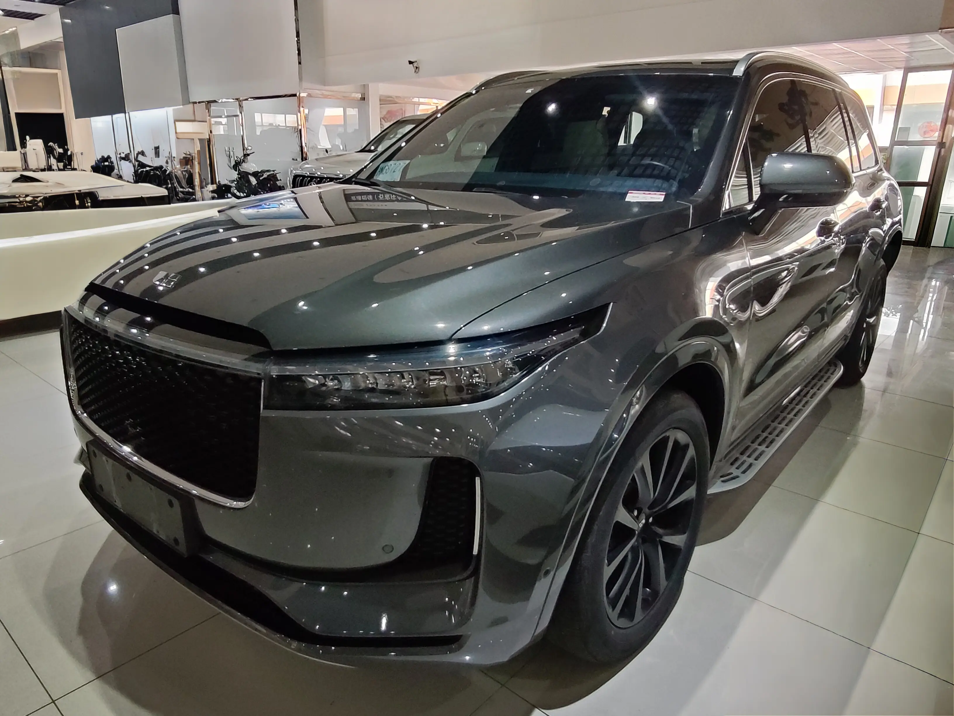 Li ONE (Ideal ONE)  из Китая