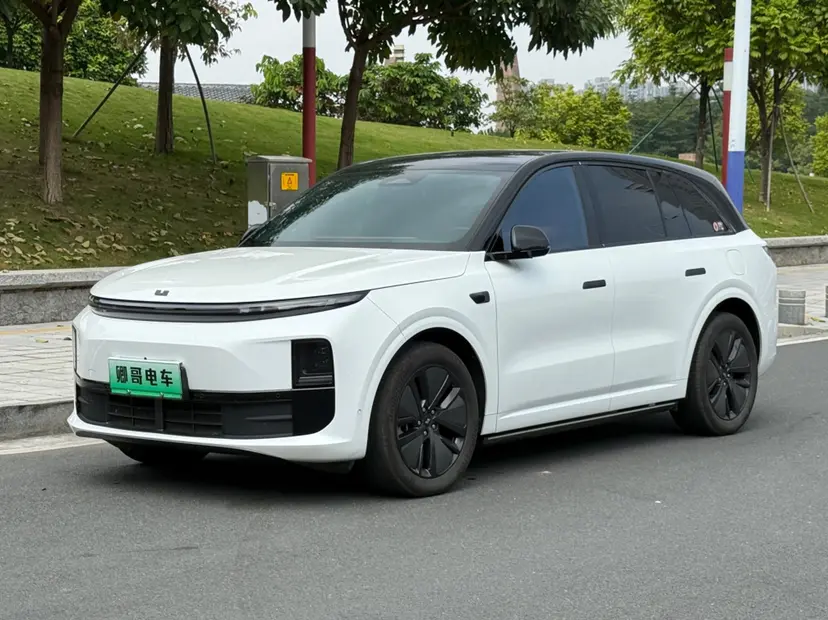 Li L6 (Ideal L6)  из Китая