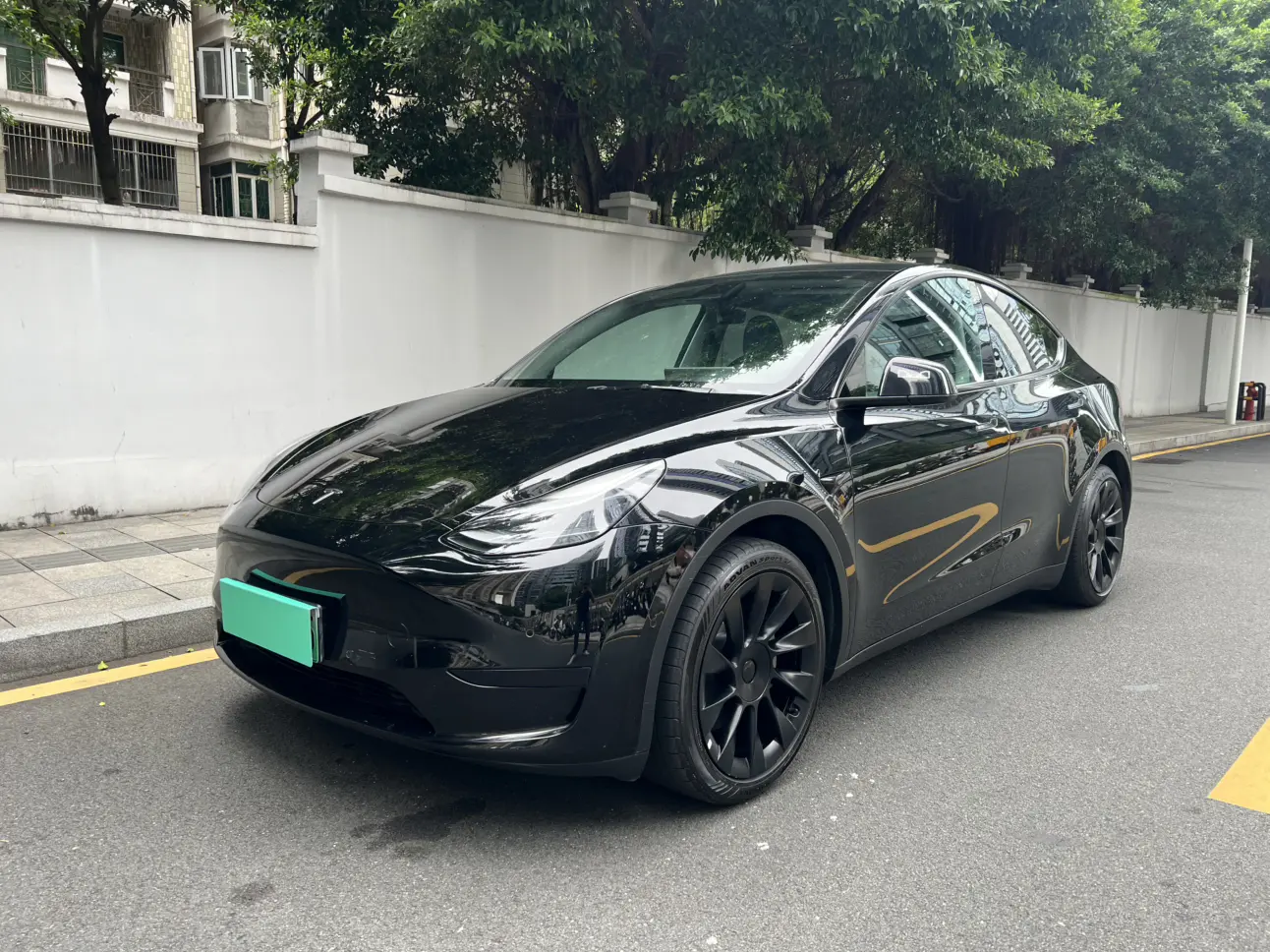 Tesla Model Y  из Китая