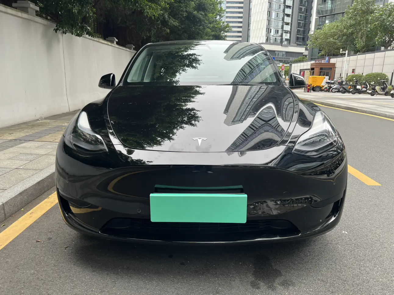 Tesla Model Y  из Китая