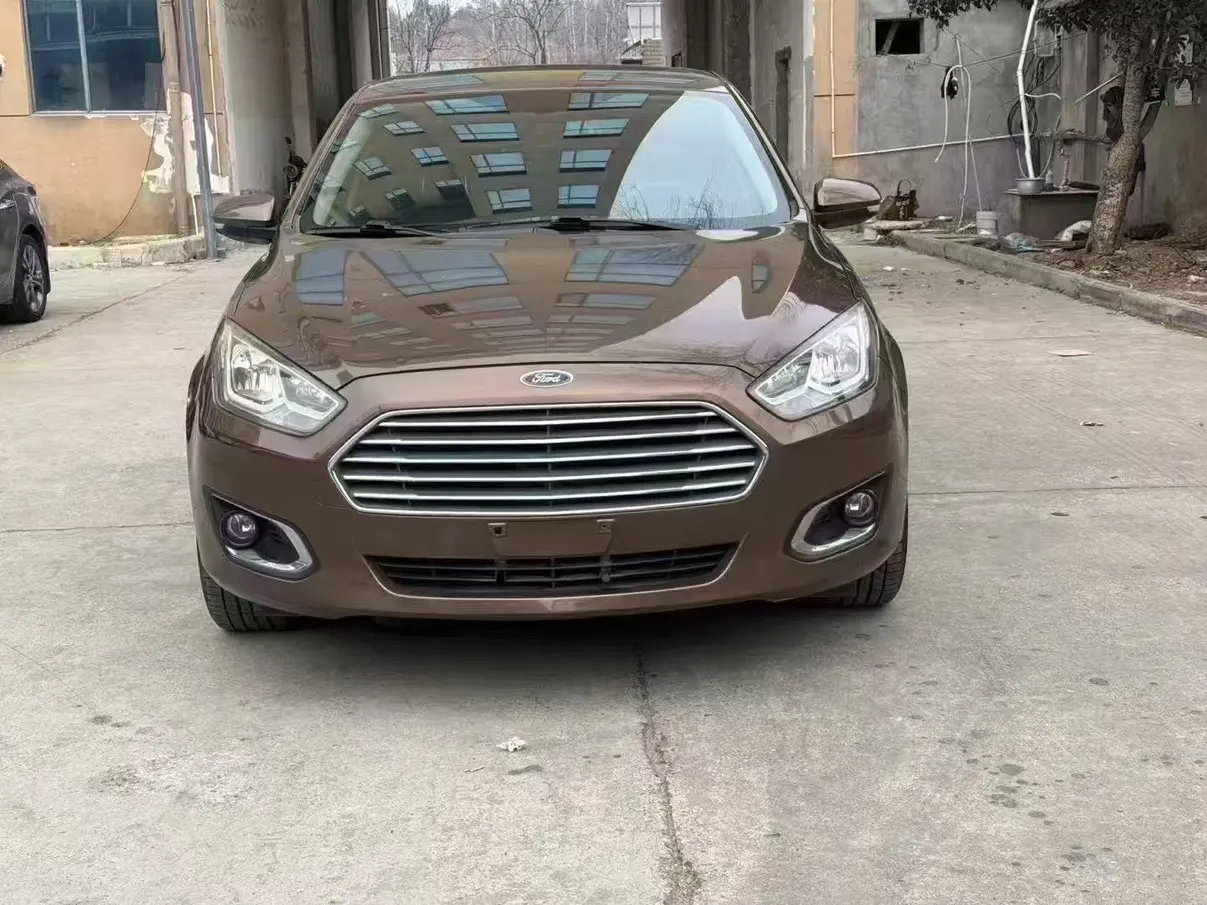 Ford Forrest  из Китая