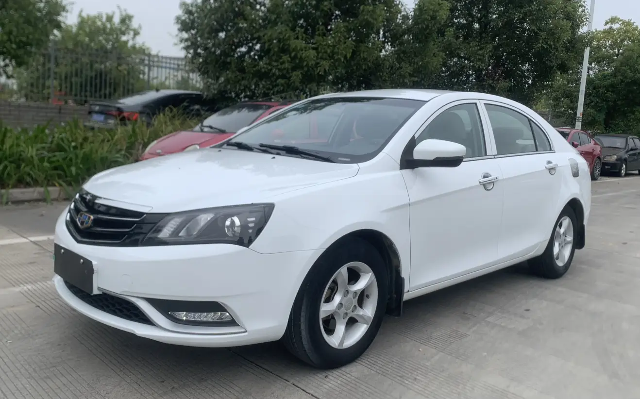 Geely Emgrand  из Китая