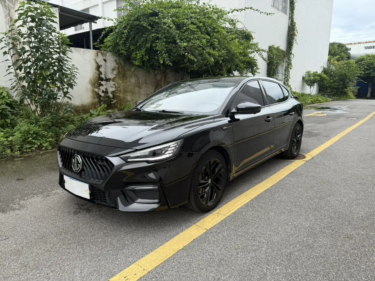 MG 6  из Китая