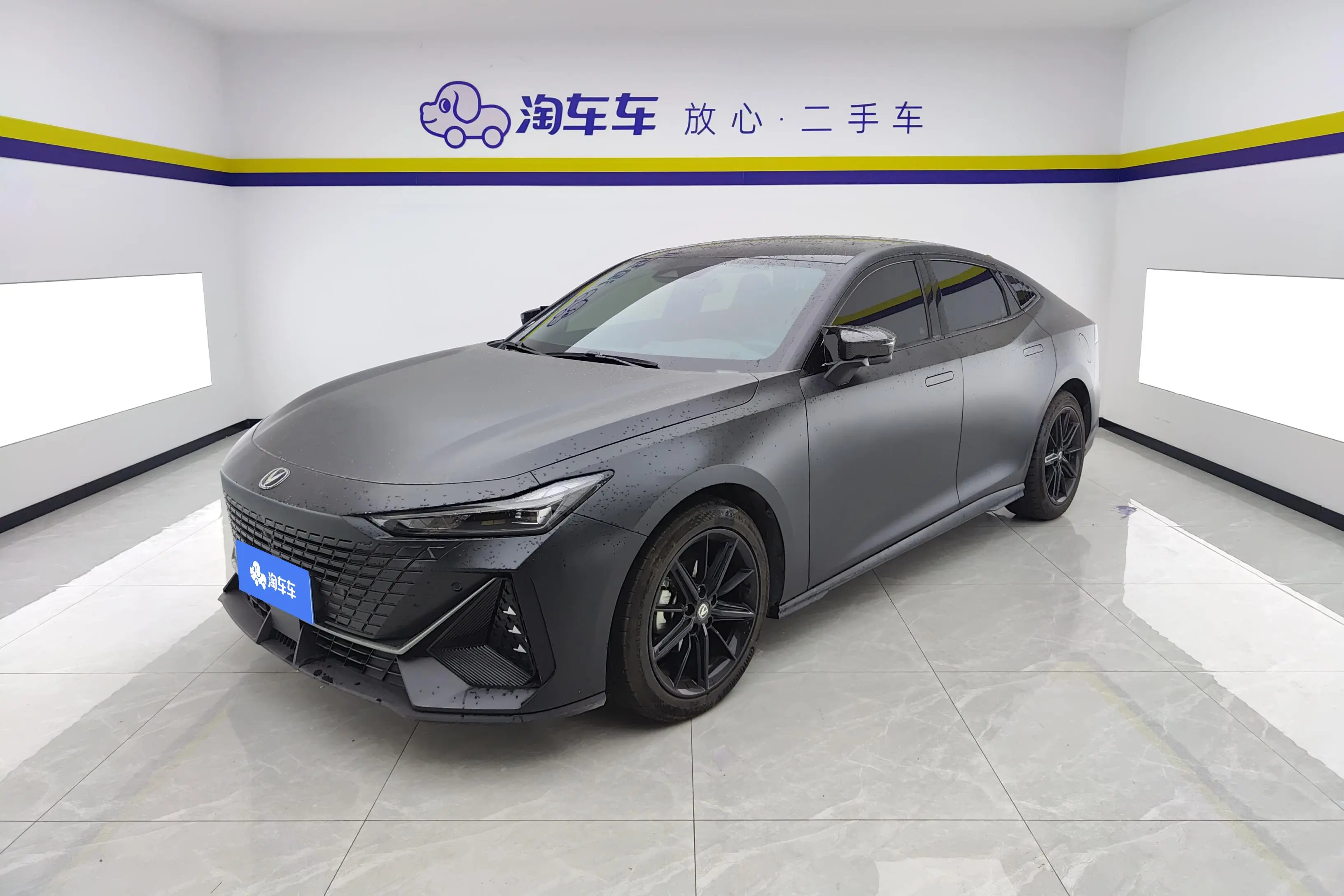 Changan UNI-V  из Китая