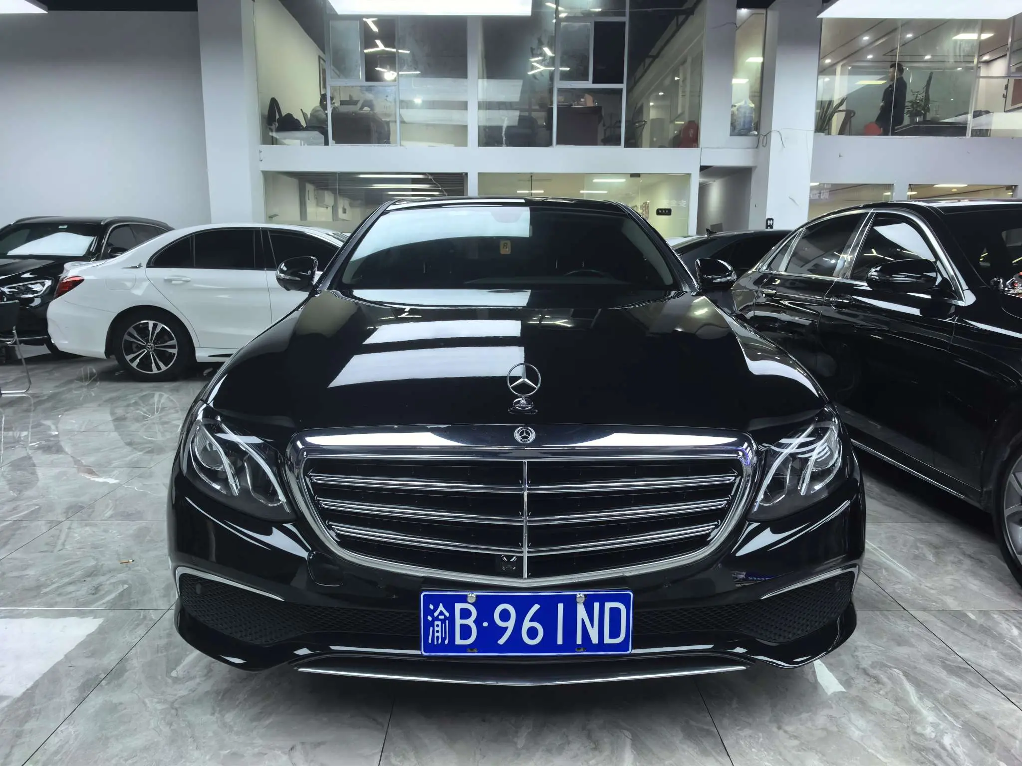 Mercedes-Benz E-Class  из Китая