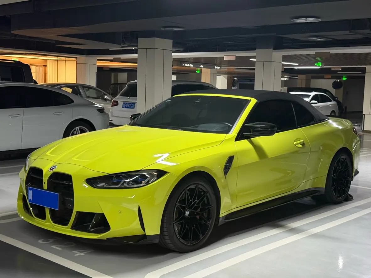 BMW M4  из Китая