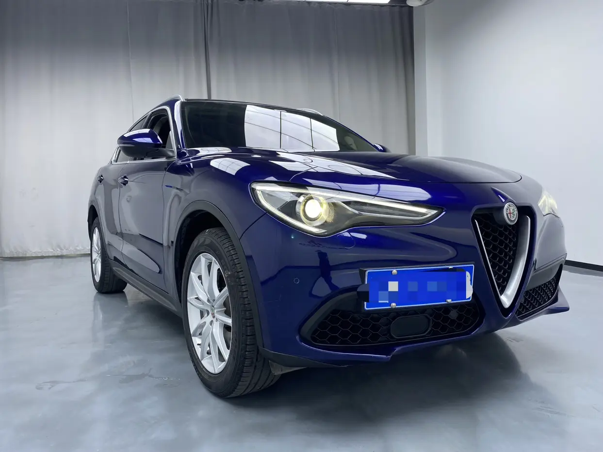 Alfa romeo Stelvio  из Китая
