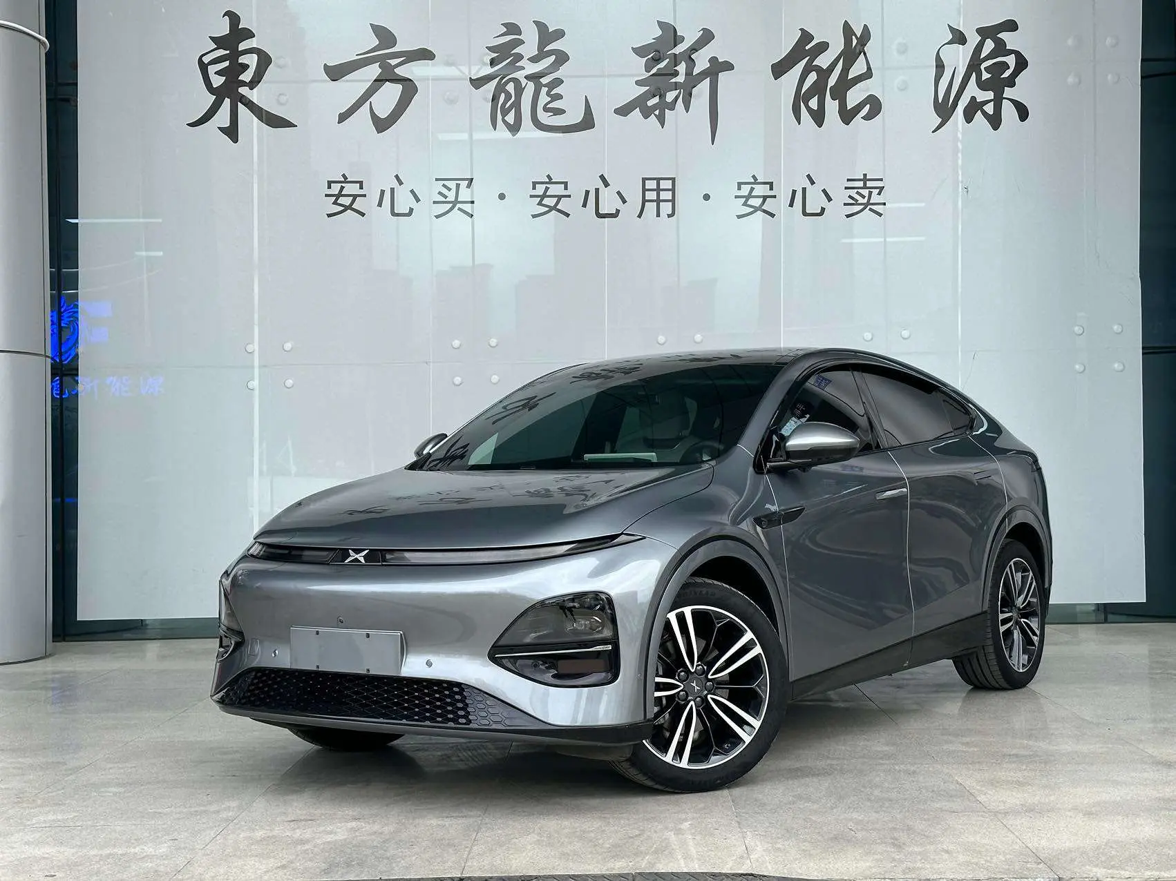 Xpeng G6  из Китая