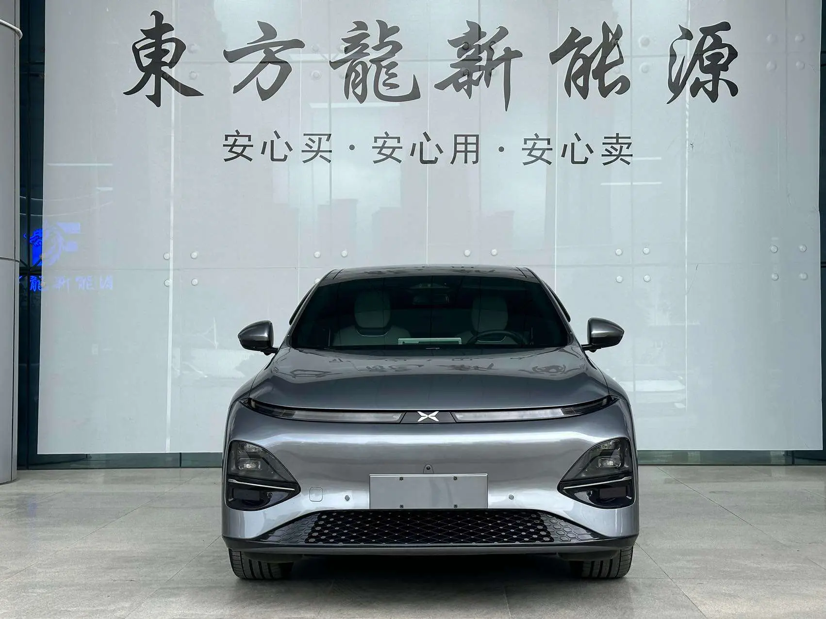 Xpeng G6  из Китая