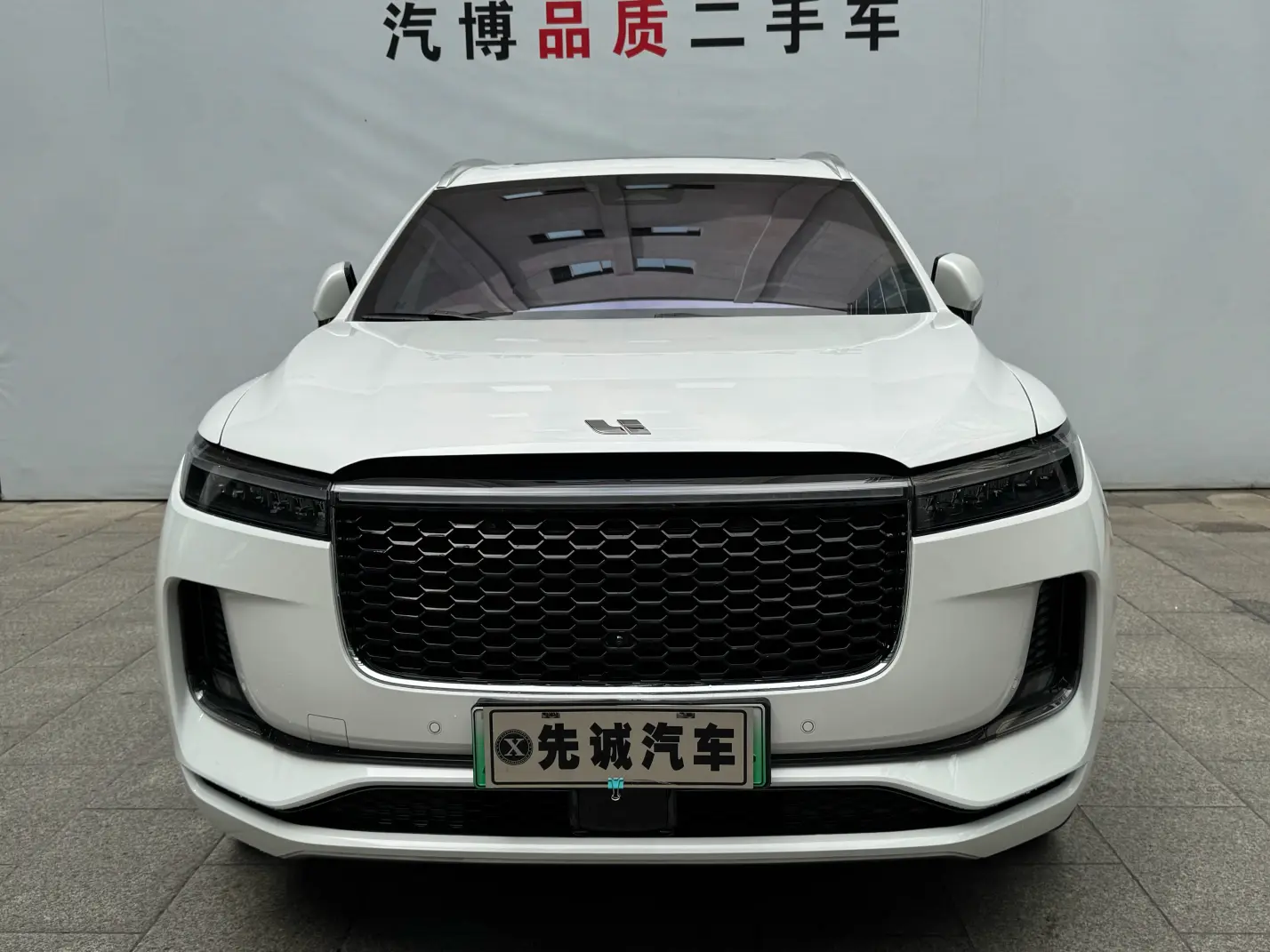 Li ONE (Ideal ONE)  из Китая