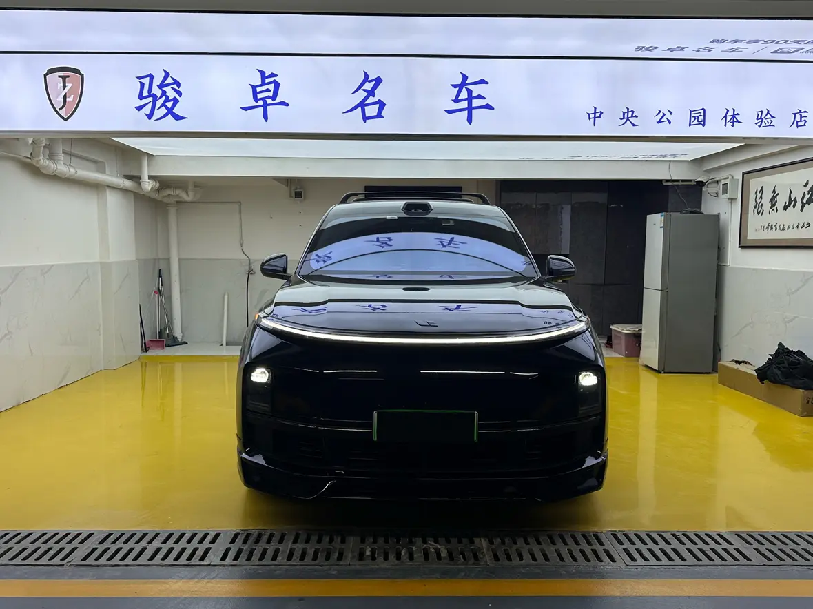 Li L9 (Ideal L9)  из Китая