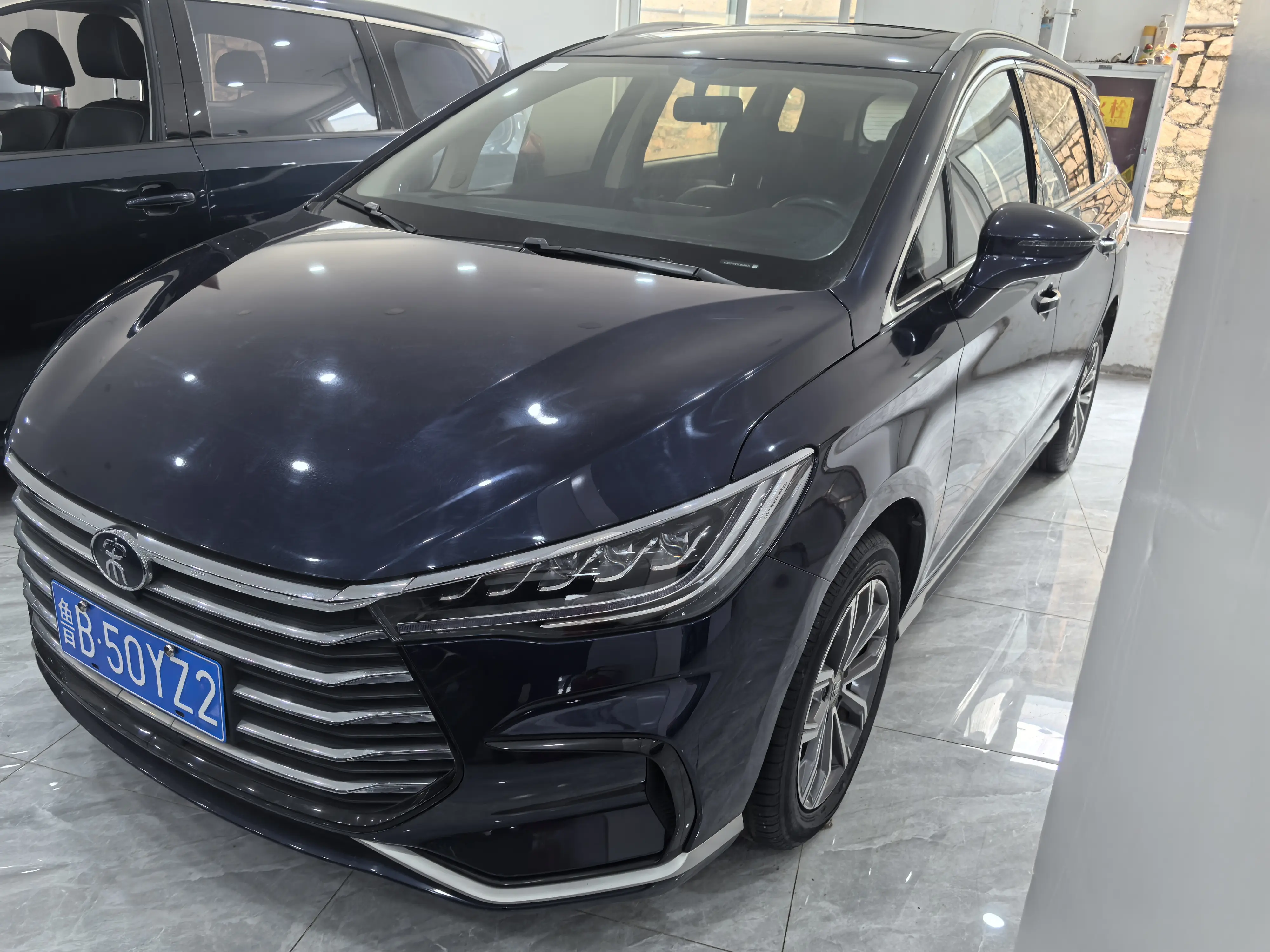 BYD Song MAX  из Китая