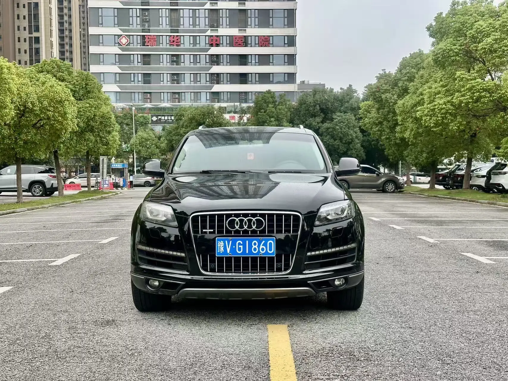 Audi Q7  из Китая