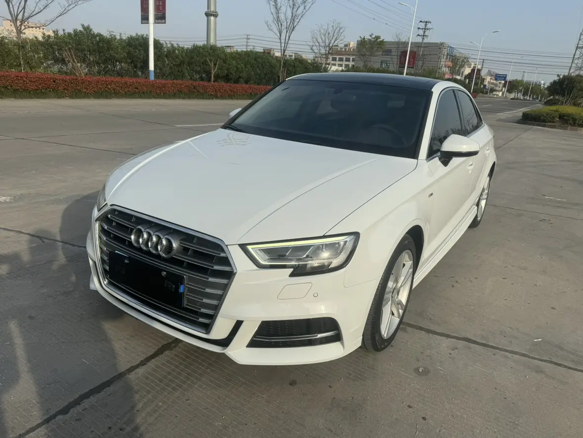 Audi A3  из Китая