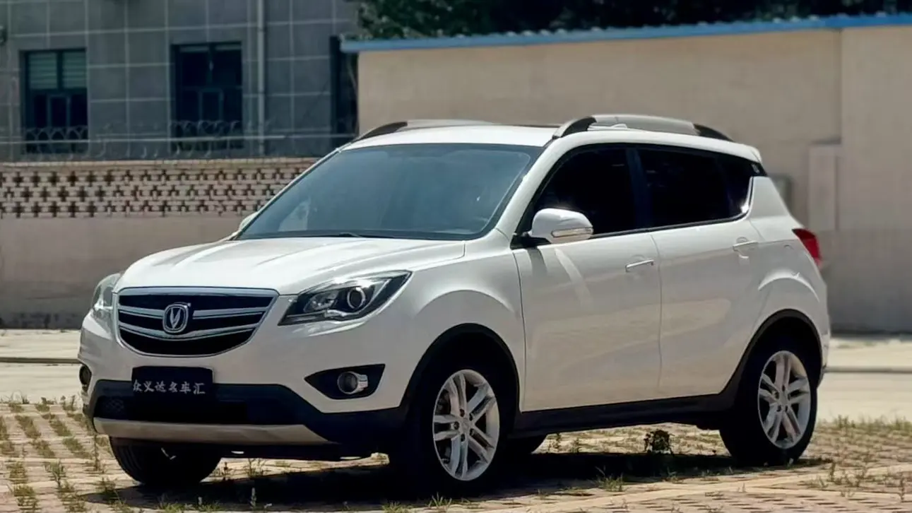 Changan CS35  из Китая