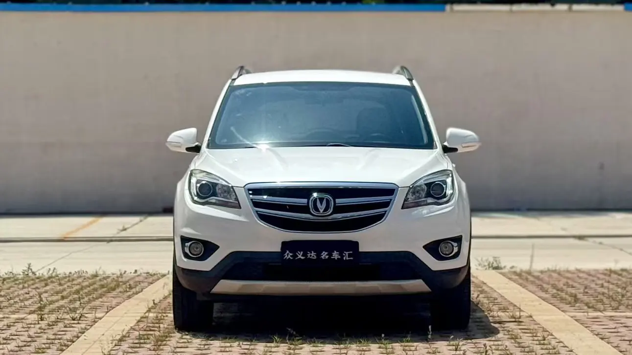 Changan CS35  из Китая