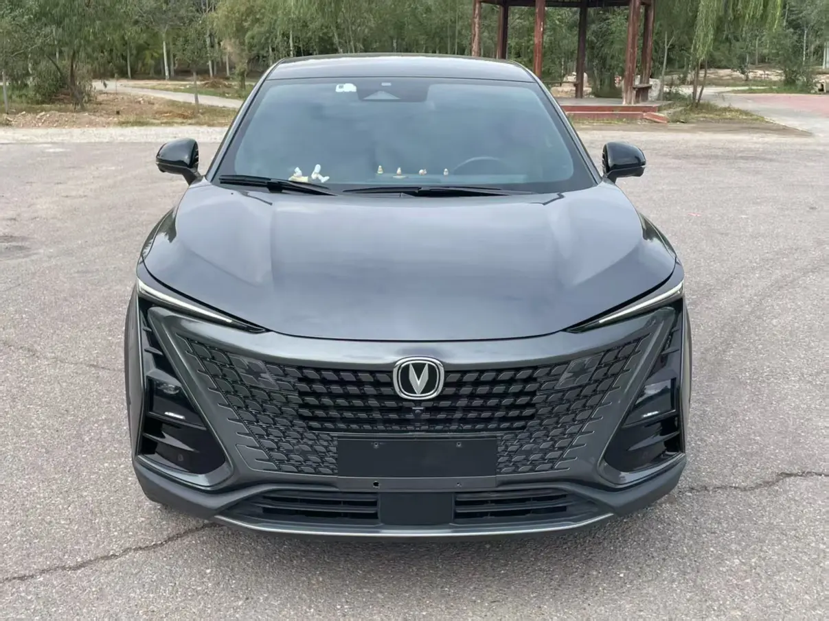 Changan UNI-T  из Китая