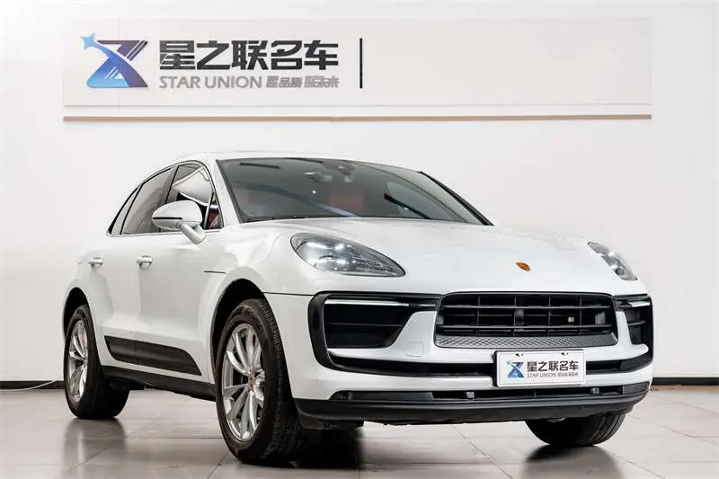 Porsche Macan  из Китая
