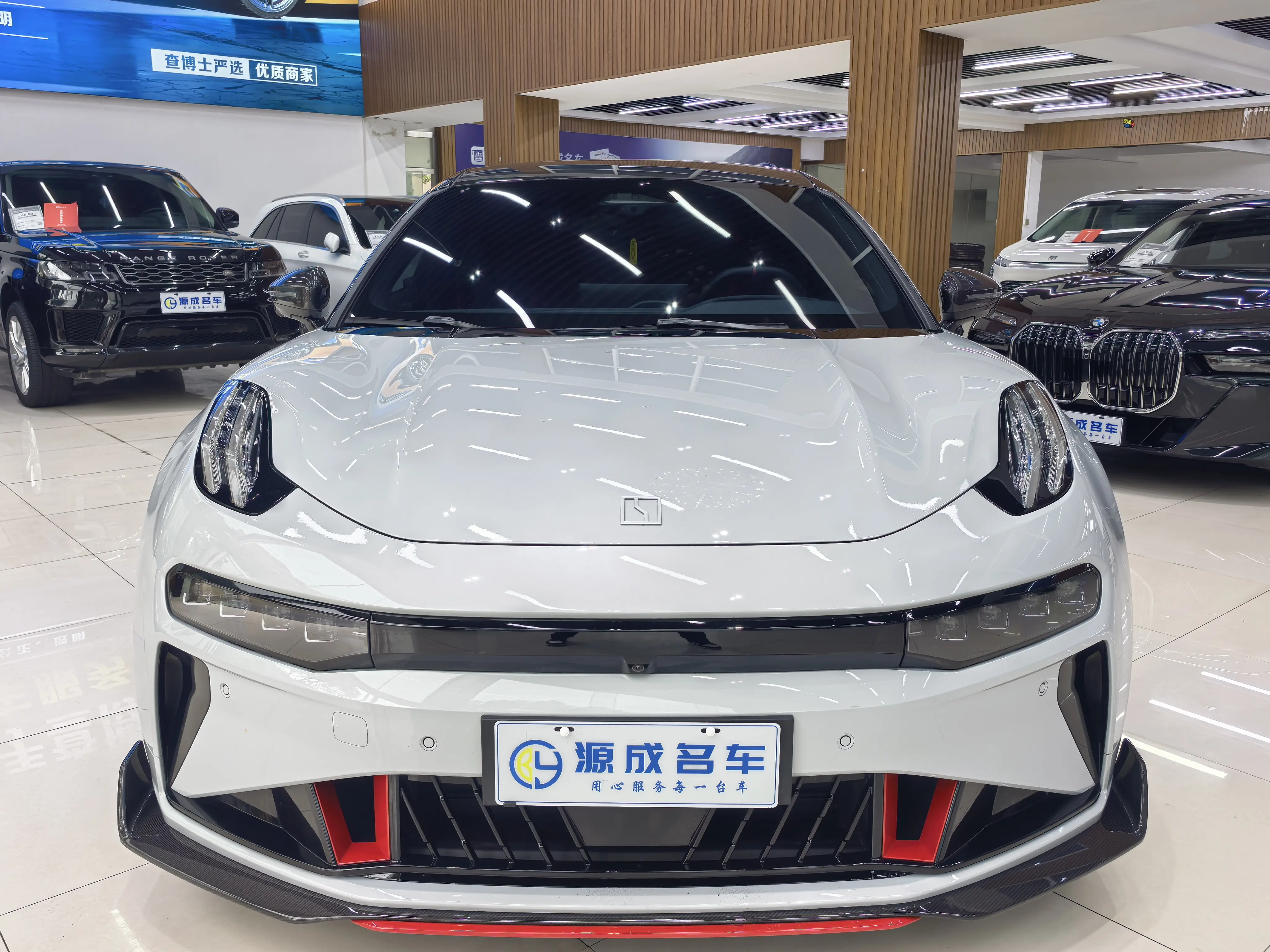 ZEEKR 001 FR  из Китая