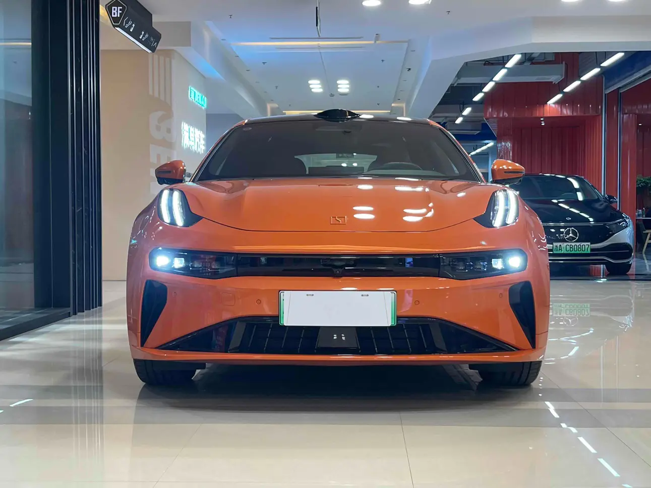 ZEEKR 001  из Китая