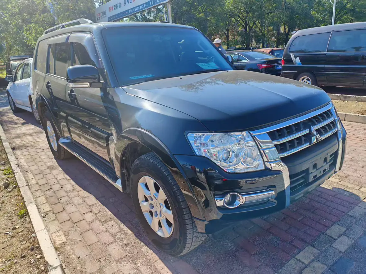 Mitsubishi Pajero  из Китая