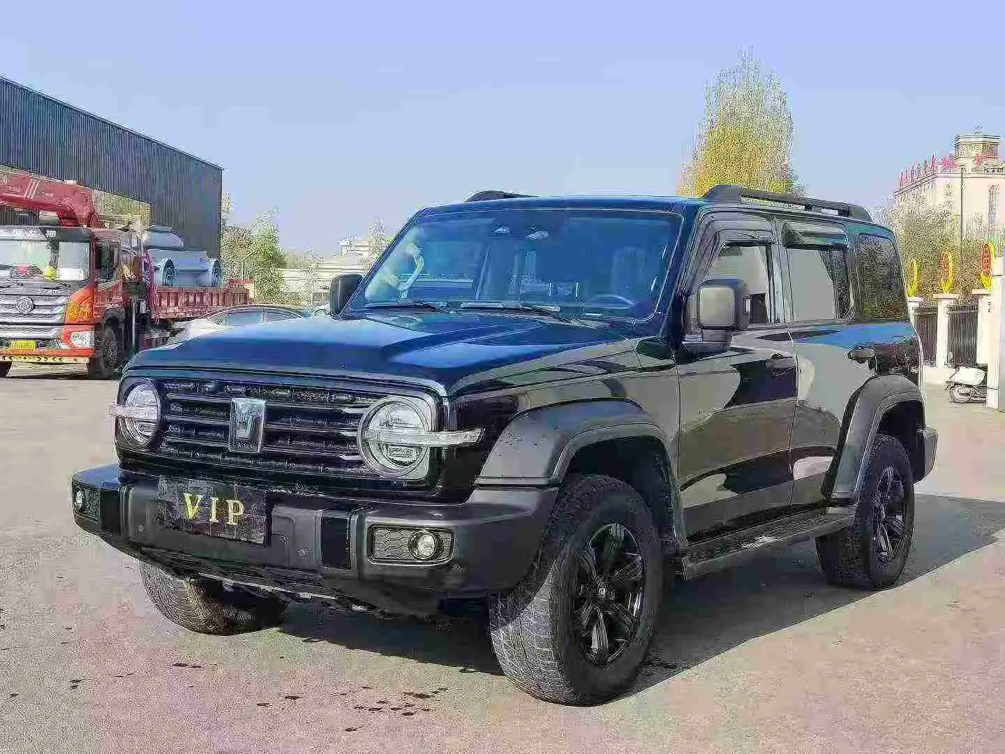 Tank 300  из Китая