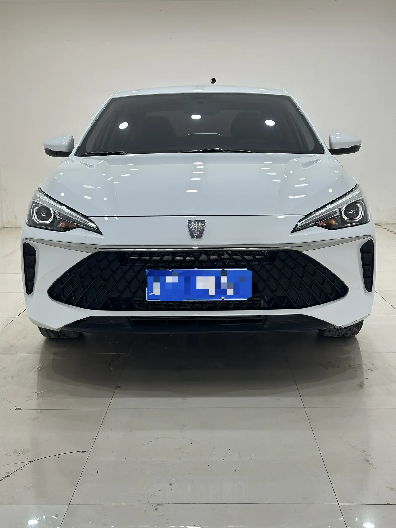 Roewe i5  из Китая