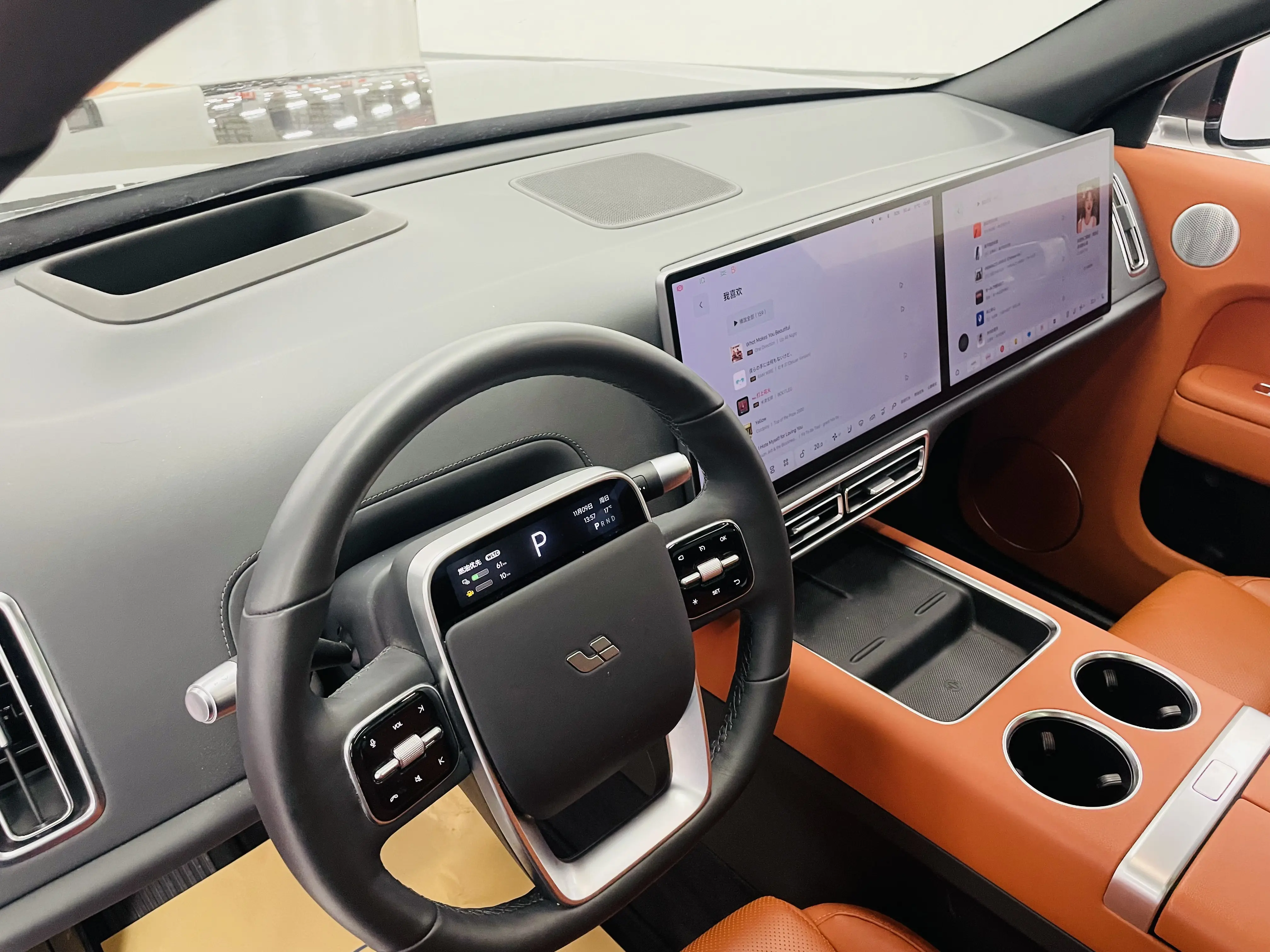 Li L8 (Ideal L8)  из Китая