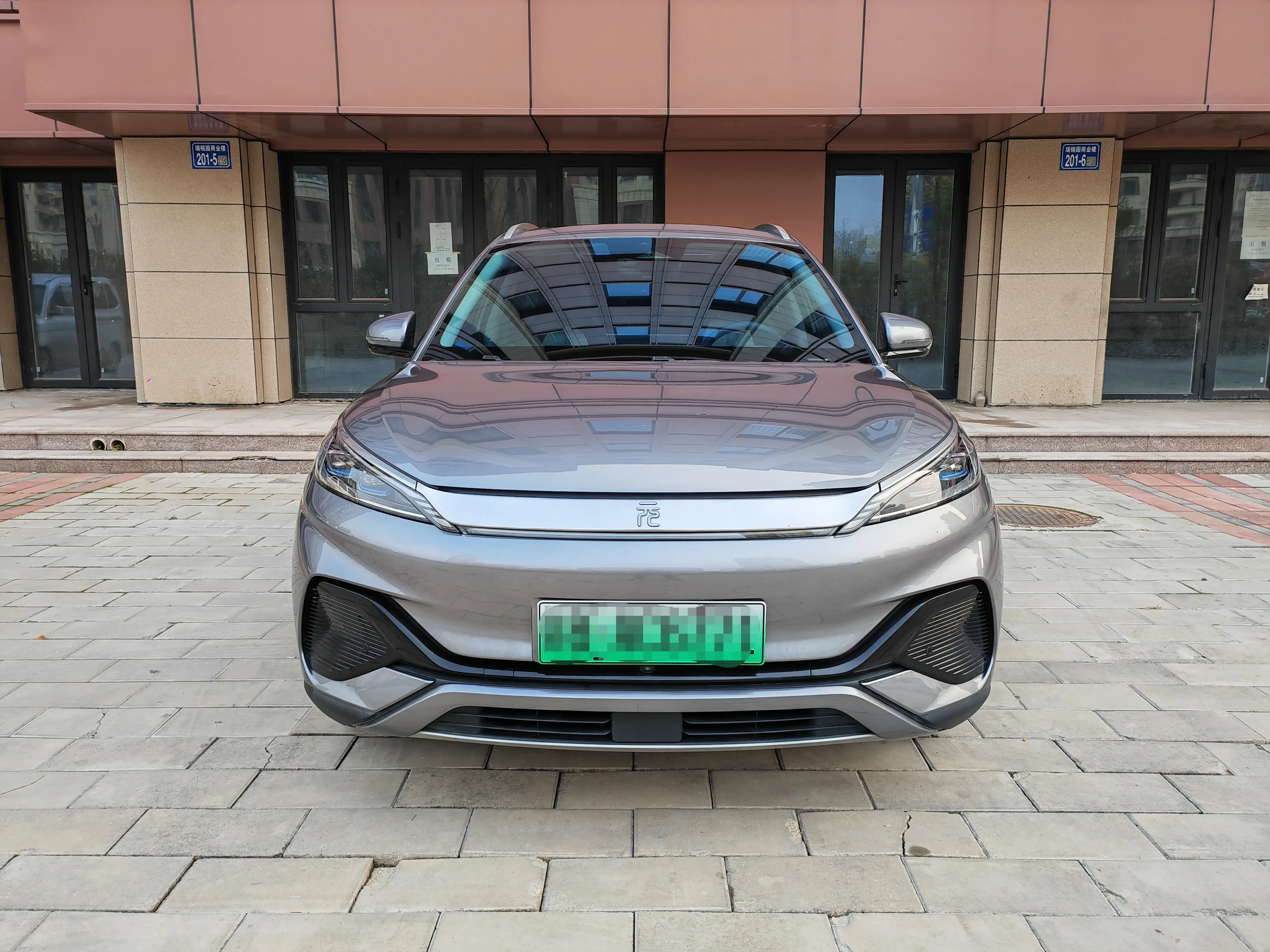 BYD Yuan PLUS  из Китая