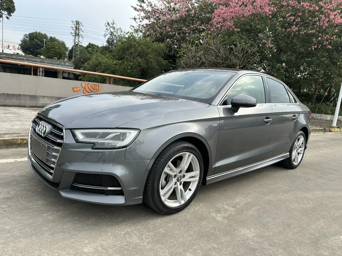 Audi A3  из Китая