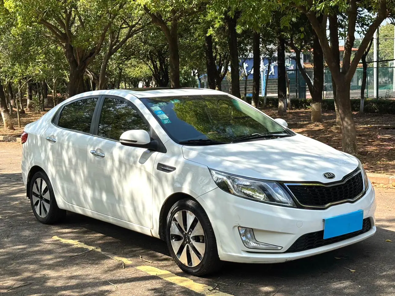 Kia K2  из Китая