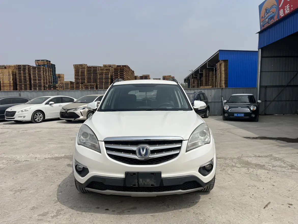 Changan CS35  из Китая