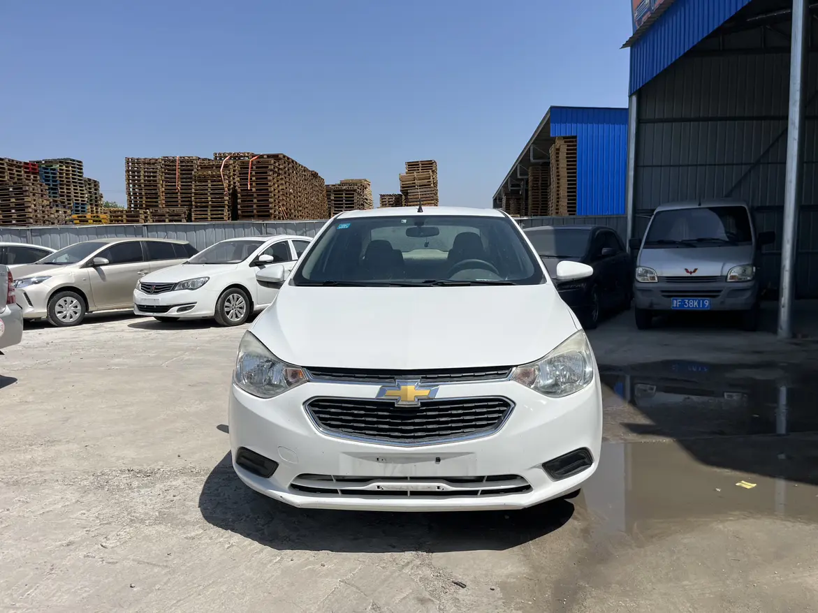 Chevrolet Sail  из Китая